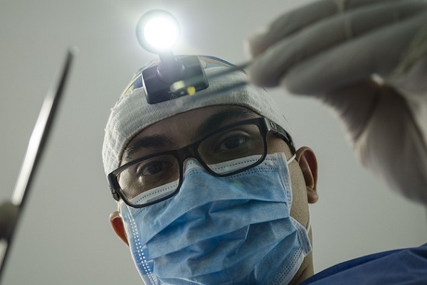 Dentist. Picture: Rafael Juárez/Movidagrafica/Pixabay