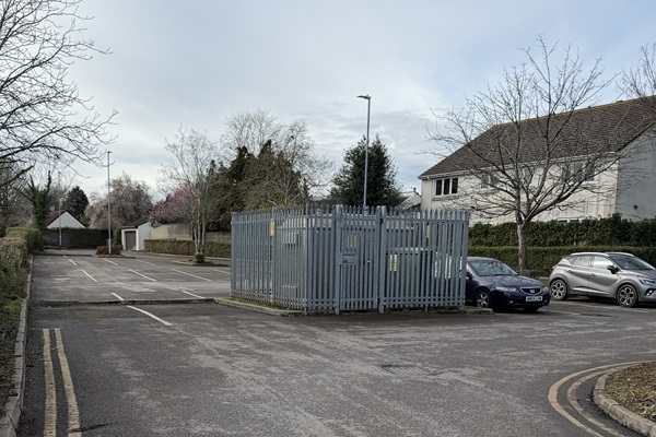 Flaxpits car park near-empty on a mid-morning on a Tuesday in March this year